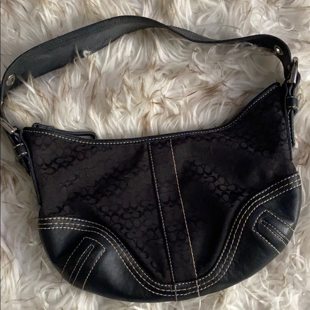 Coach - black Soho Signature small hobo